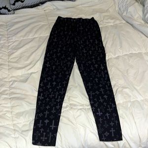 Cross leggings
